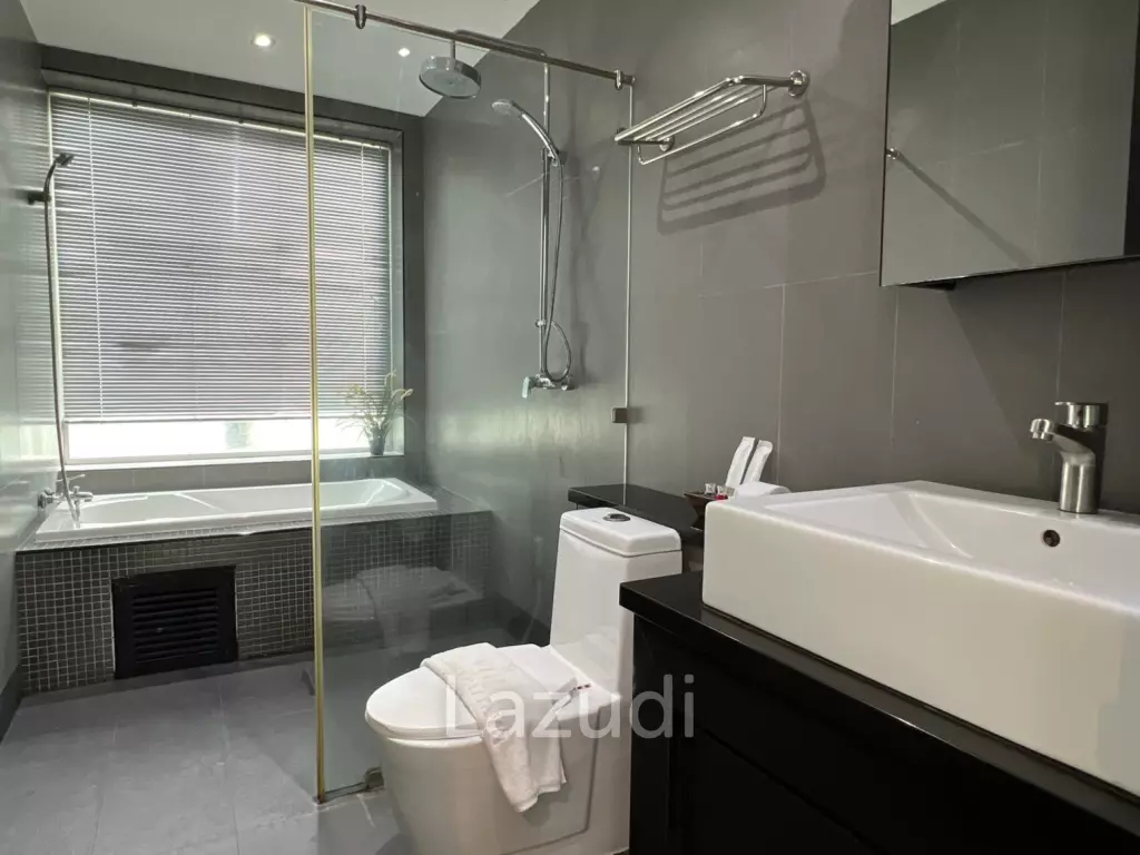 3 Beds 3 Baths 410 SQ.M. Palm Oasis Villa Pattaya