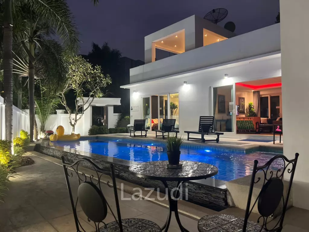 3 Beds 3 Baths 410 SQ.M. Palm Oasis Villa Pattaya