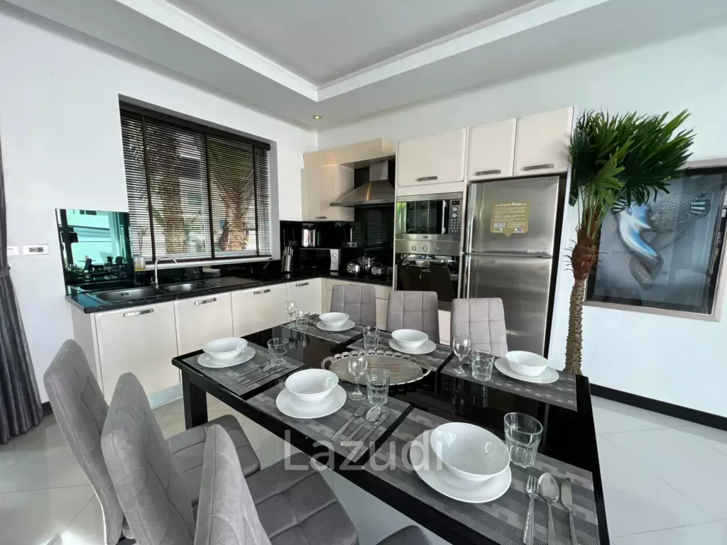 3 Beds 3 Baths 410 SQ.M. Palm Oasis Villa Pattaya