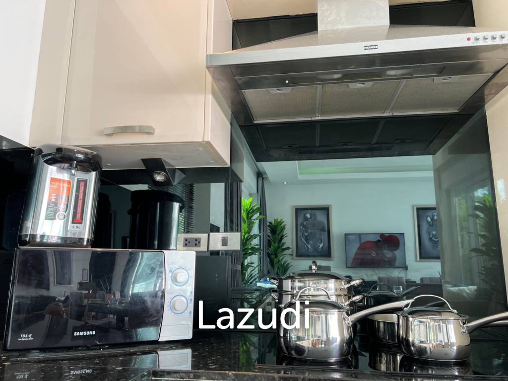 3 Beds 3 Baths 410 SQ.M. Palm Oasis Villa Pattaya
