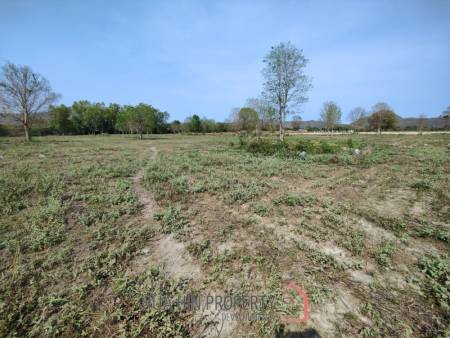 1 Rai Prime Land For Home Building Plot Near Black Mountain Golf