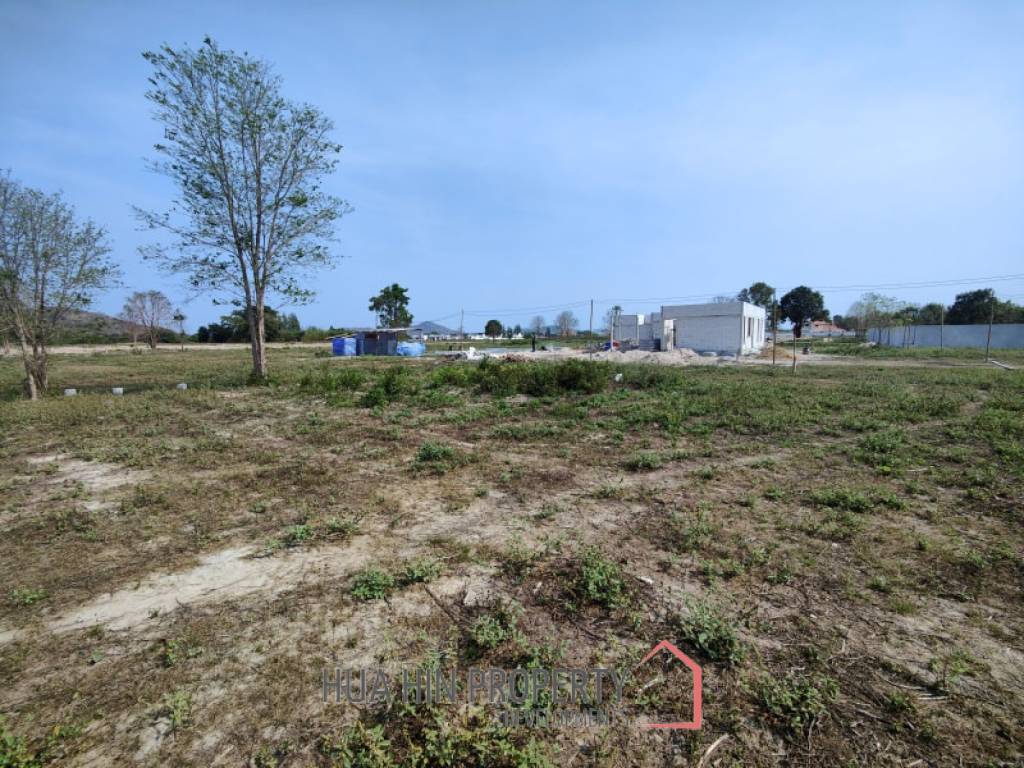 1 Rai Prime Land For Home Building Plot Near Black Mountain Golf