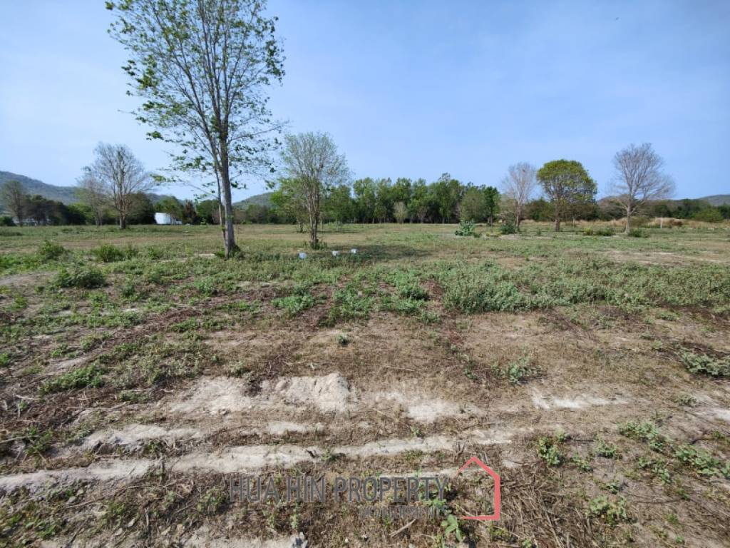 1 Rai Prime Land For Home Building Plot Near Black Mountain Golf