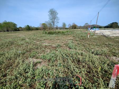 1 Rai Prime Land For Home Building Plot Near Black Mountain Golf