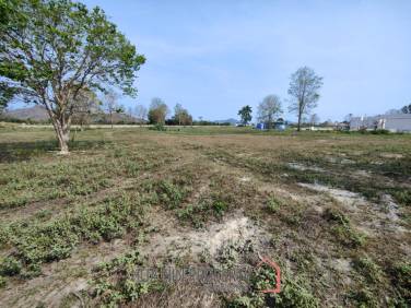 1 Rai Prime Land For Home Building Plot Near Black Mountain Golf
