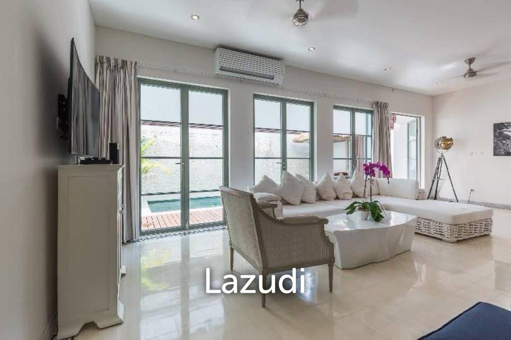 Walking distance to the beach in Seminyak