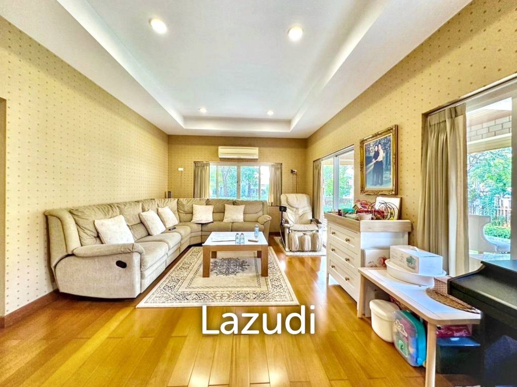 5 Bed 7 Bath Detached Home in Grand Canal Prachachean