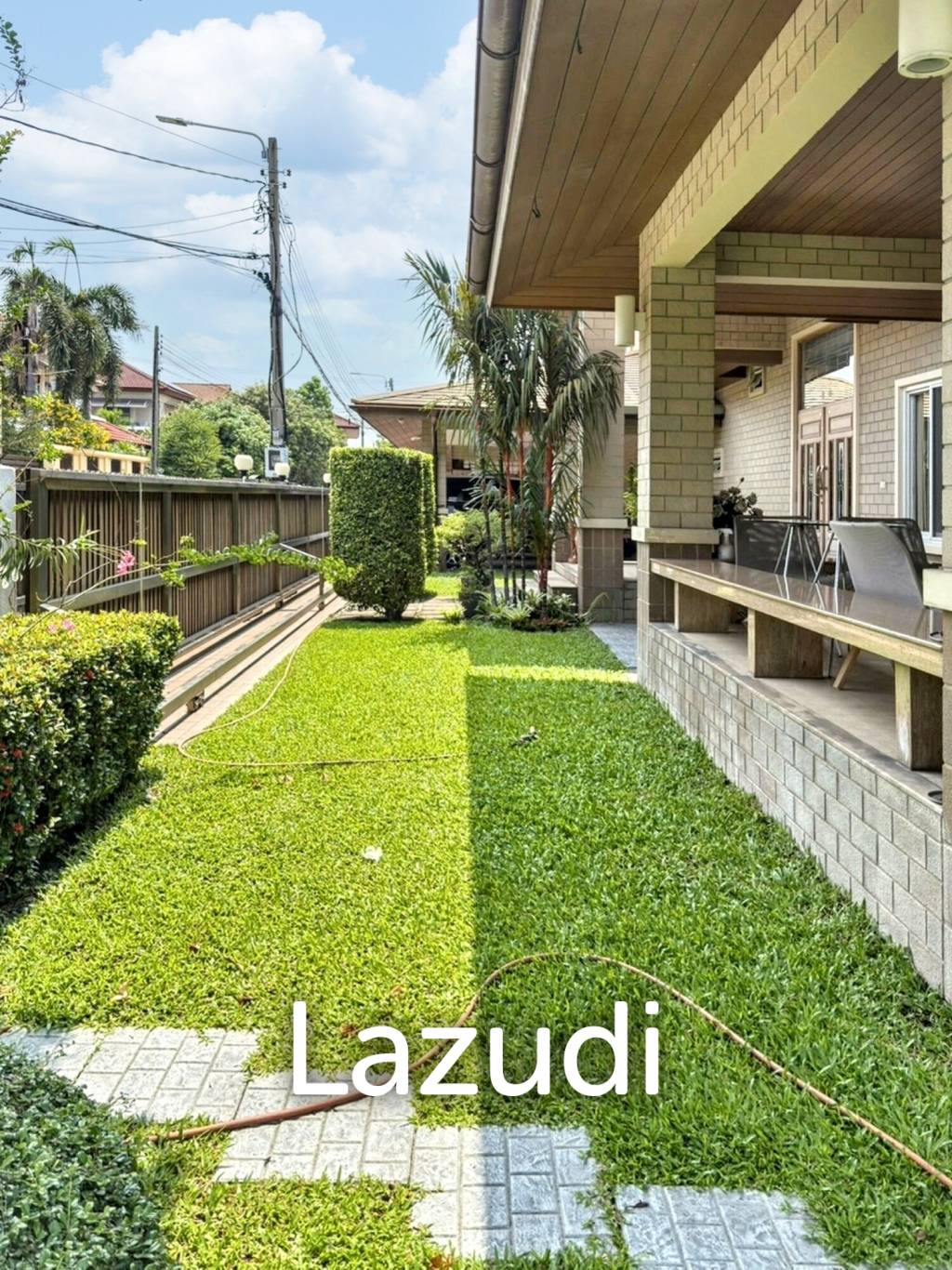 5 Bed 7 Bath Detached Home in Grand Canal Prachachean