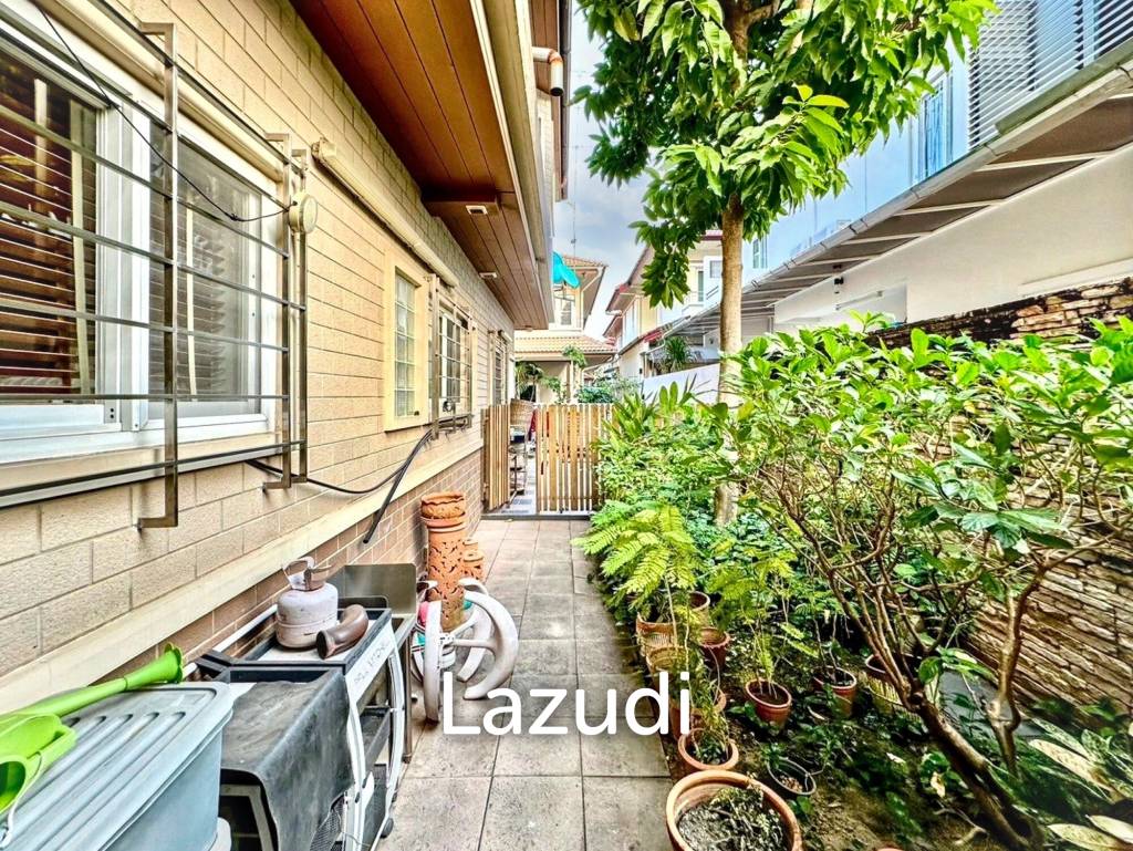 5 Bed 7 Bath Detached Home in Grand Canal Prachachean