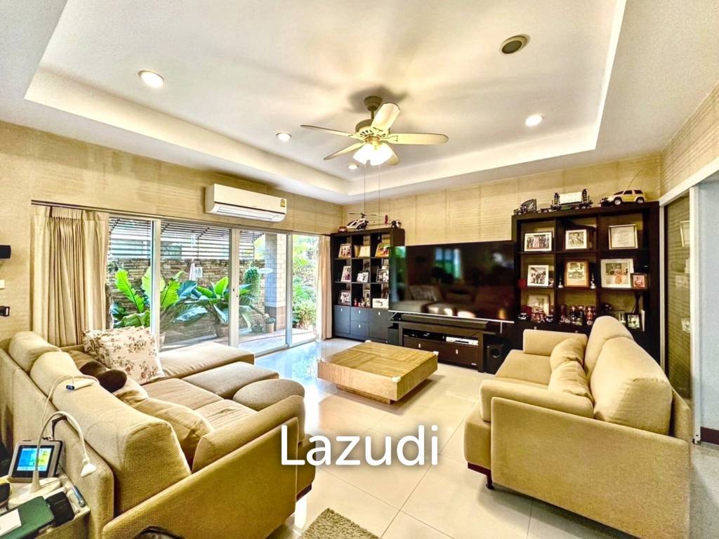 5 Bed 7 Bath Detached Home in Grand Canal Prachachean