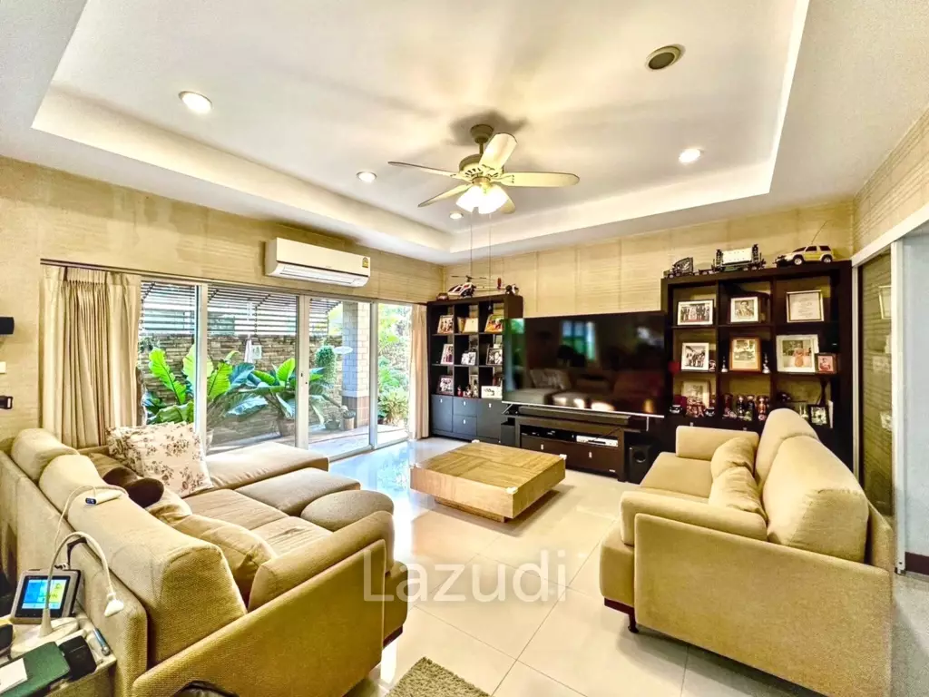 5 Bed 7 Bath Detached Home in Grand Canal Prachachean