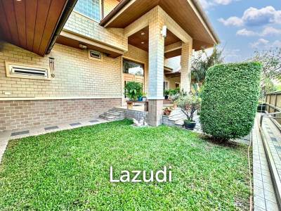 5 Bed 7 Bath Detached Home in Grand Canal Prachachean