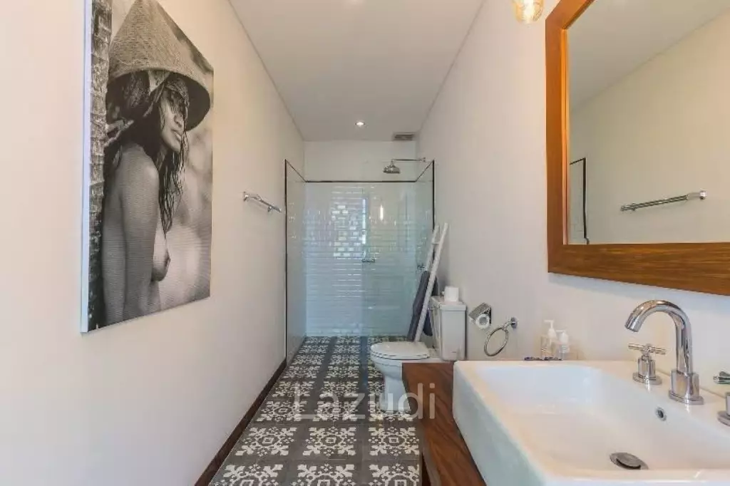Rental Income generator Walking distance to the beach
