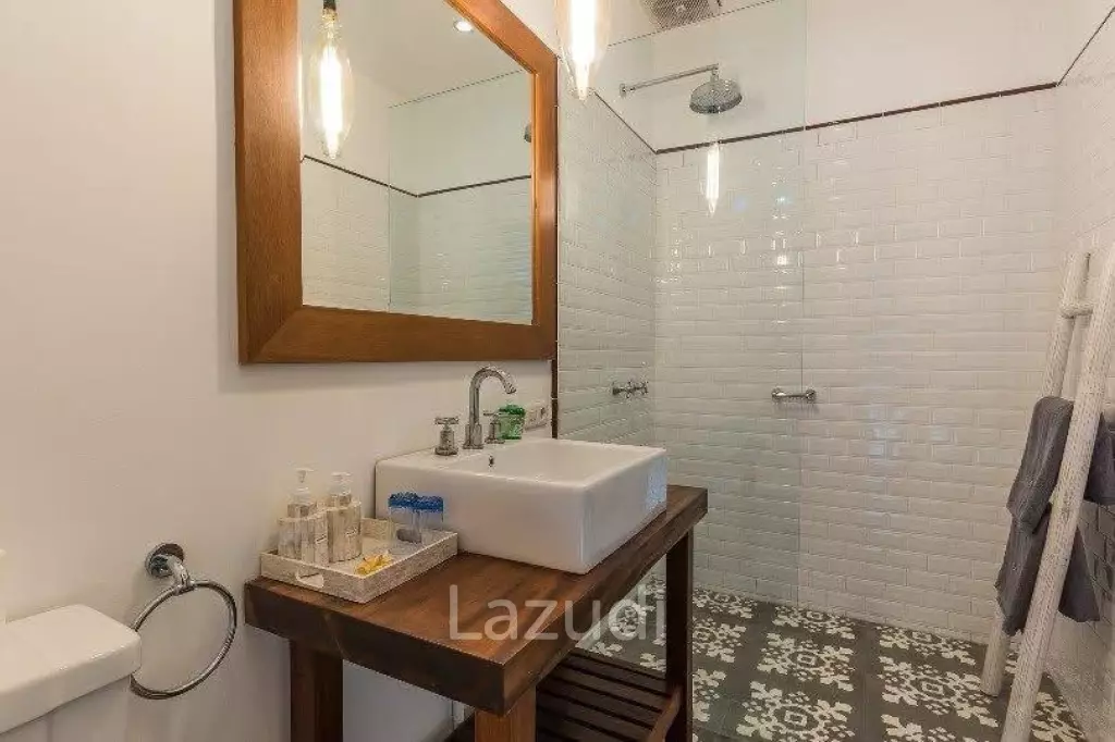 Rental Income generator Walking distance to the beach