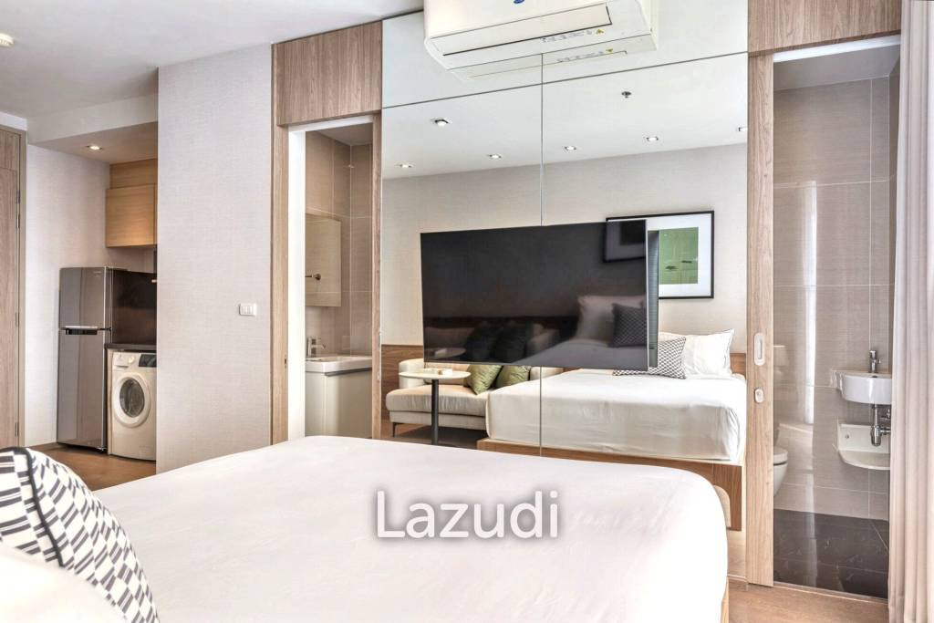 Studio 1 Bath 29 SQ.M Park Origin Phromphong