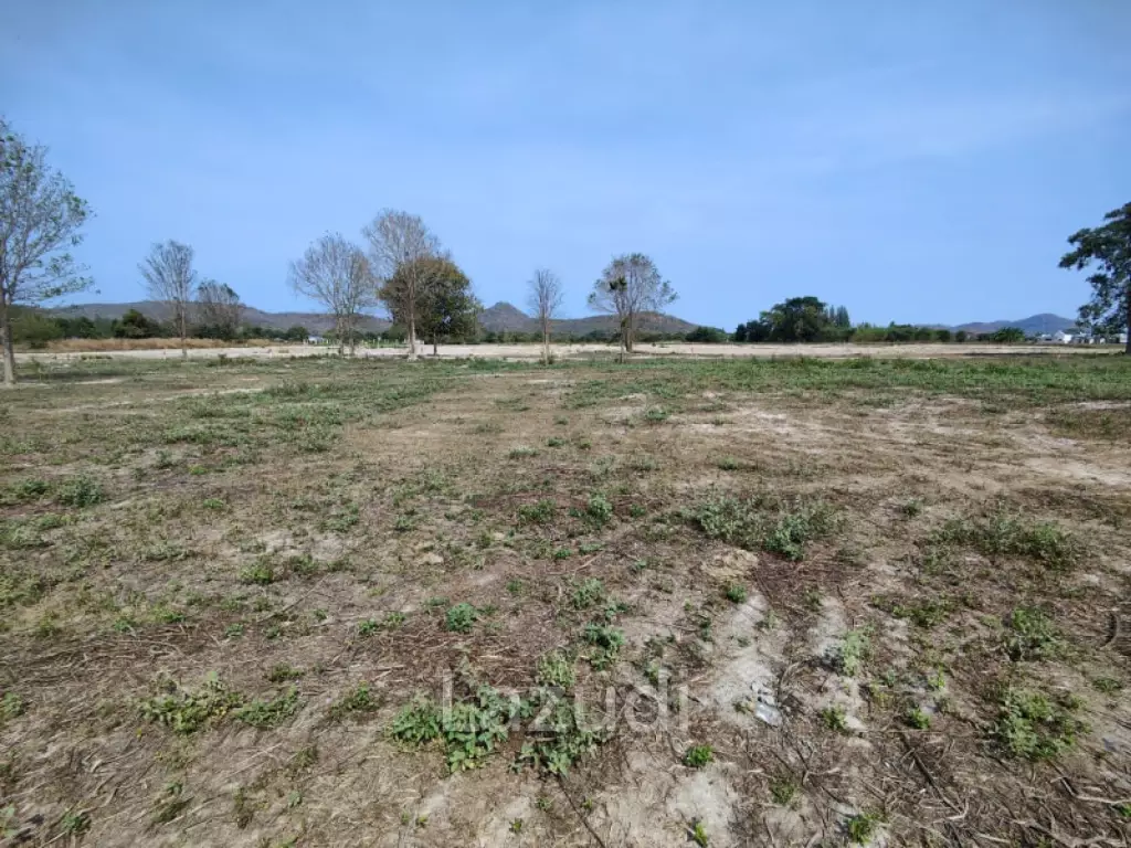 Prime Land 2 Rai For Home Building Plot Near Black Mountain Golf