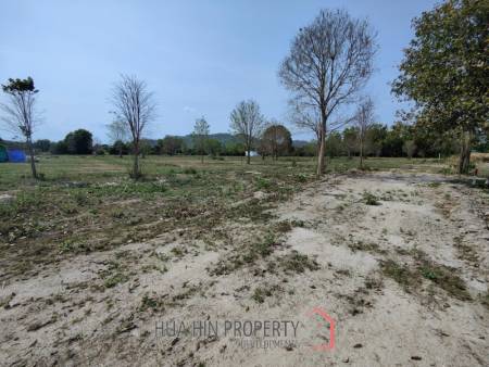 Prime Land 2 Rai For Home Building Plot Near Black Mountain Golf