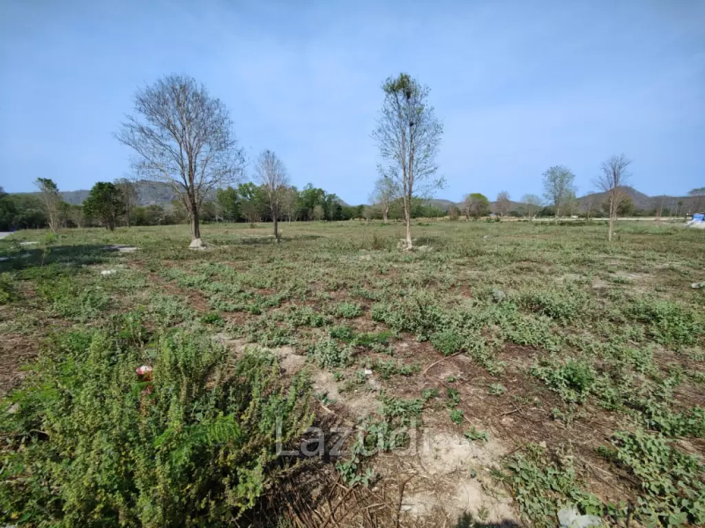 Prime Land 2 Rai For Home Building Plot Near Black Mountain Golf