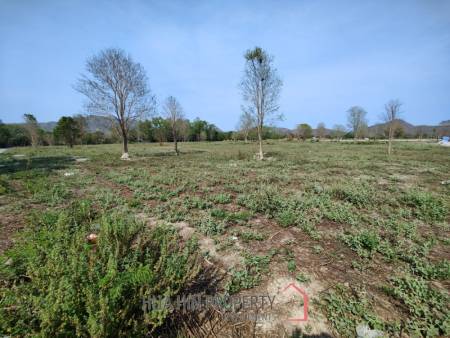 Prime Land 2 Rai For Home Building Plot Near Black Mountain Golf