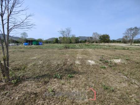 Prime Land 2 Rai For Home Building Plot Near Black Mountain Golf