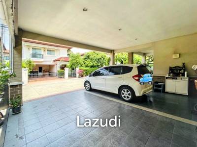 3 Bed 4 Bath 320 SQ.M Grand Canal Prachachean