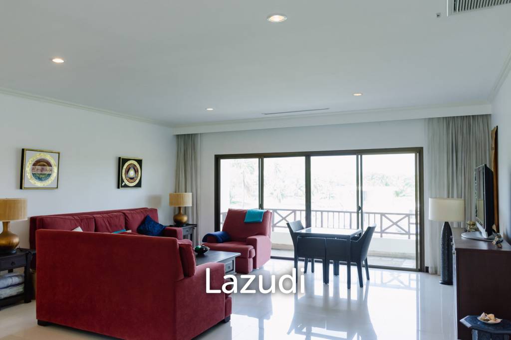 PALM HILLS CONDO : Great 3 Bed condo on the golf course