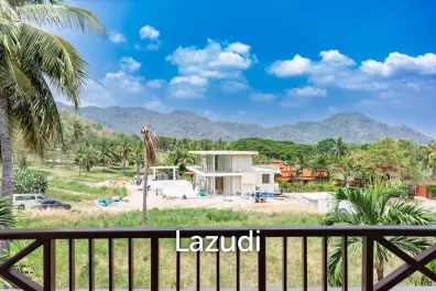 PALM HILLS CONDO : Great 3 Bed condo on the golf course