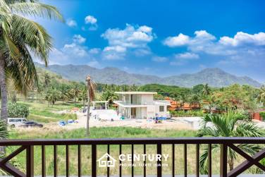 PALM HILLS CONDO : Great 3 Bed condo on the golf course