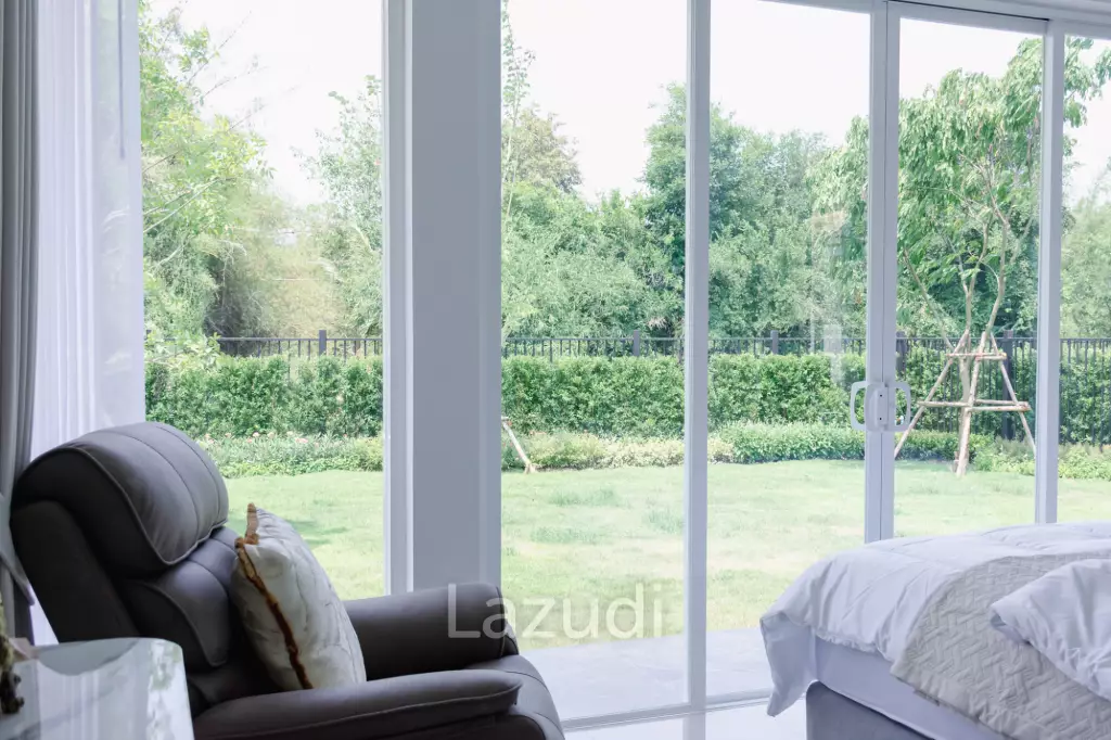 3 Bed 4 Bath 264.7 SQ.M Woodlands Residence