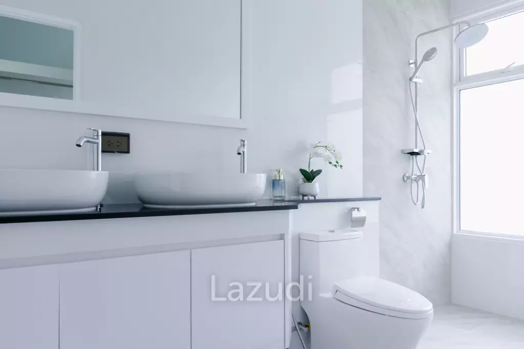 3 Bed 4 Bath 264.7 SQ.M Woodlands Residence