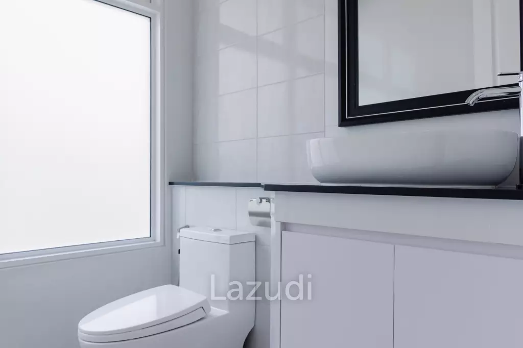 3 Bed 4 Bath 264.7 SQ.M Woodlands Residence
