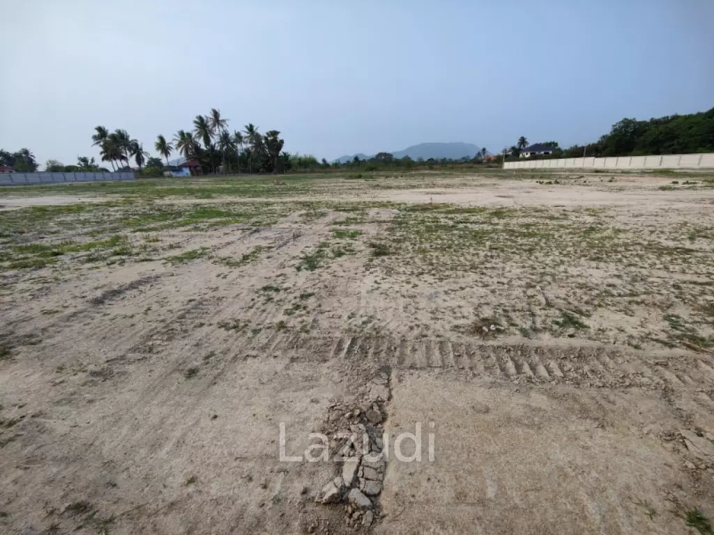 Home Building Plot 200 SQWA ​Located Near Black Mountain Golf Course