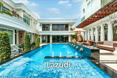 5 Bed 6 Bath Luxury Mansion in Central Bangkok – 517 SQ.W. of Land, Pool, Office Buildin in Din Daeng District