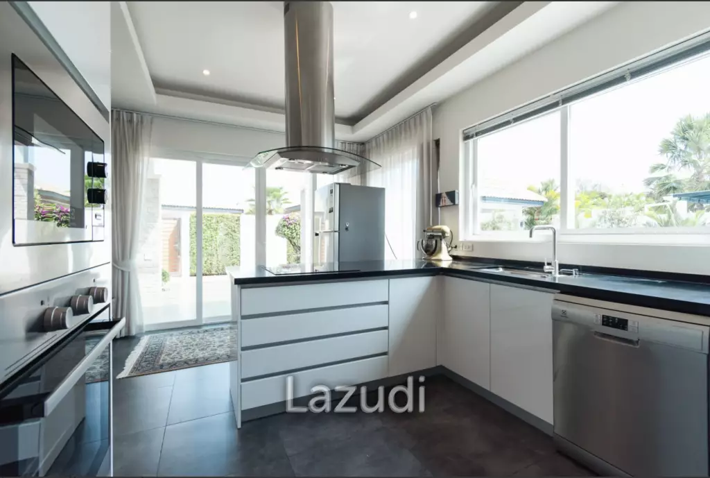 Tranquil Home in Orchid Paradise 4