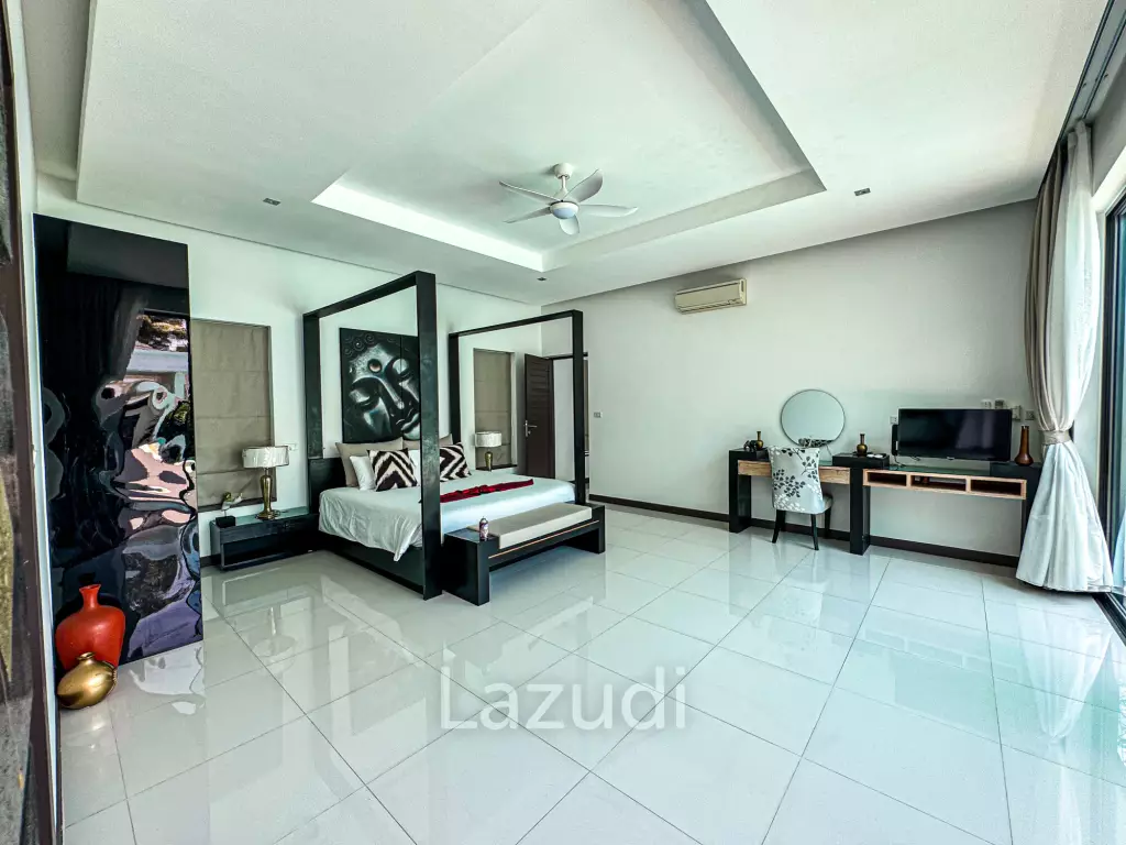 Modern Luxury Villa in Rawai Phuket for Sale