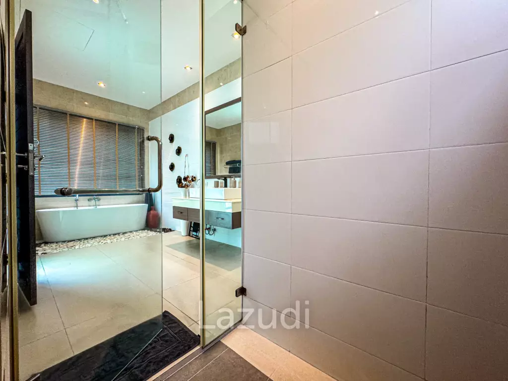 Modern Luxury Villa in Rawai Phuket for Sale