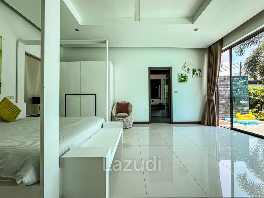 Modern Luxury Villa in Rawai Phuket for Sale