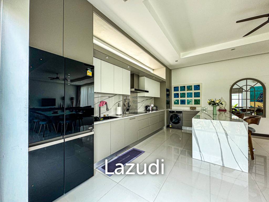 Modern Luxury Villa in Rawai Phuket for Sale