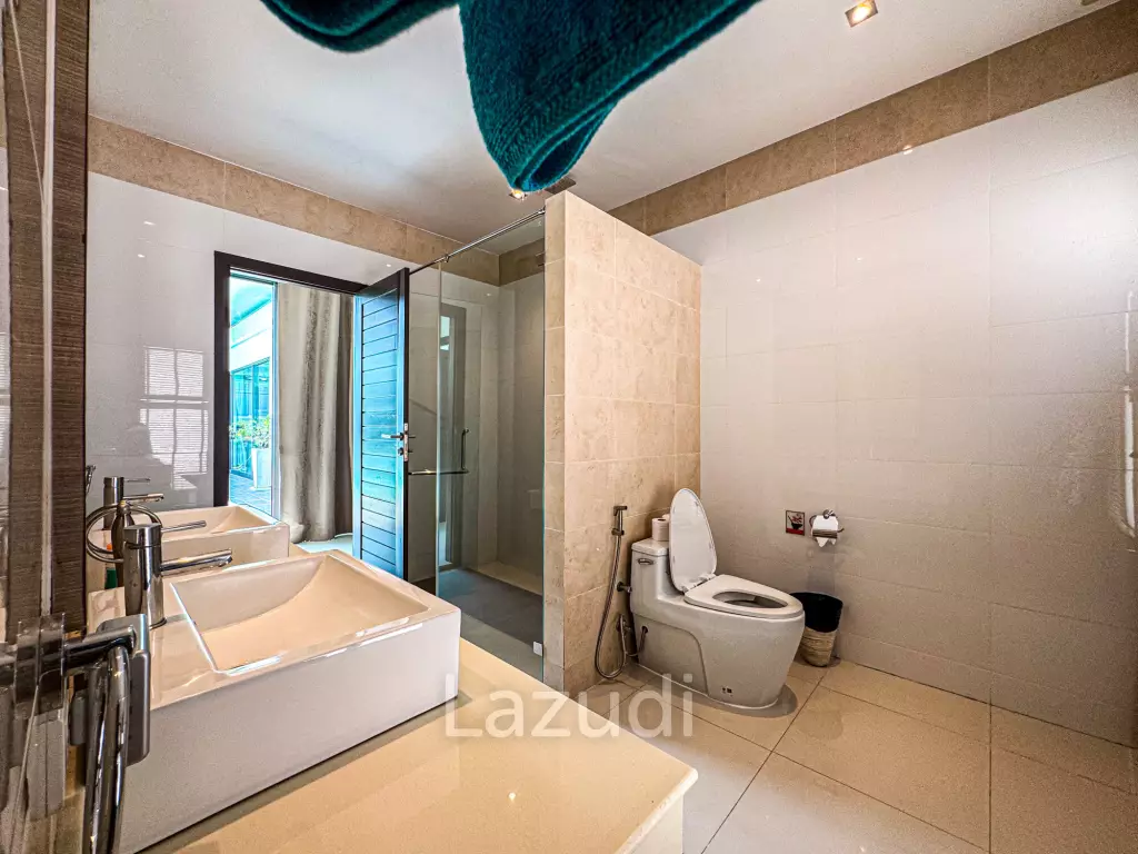 Modern Luxury Villa in Rawai Phuket for Sale