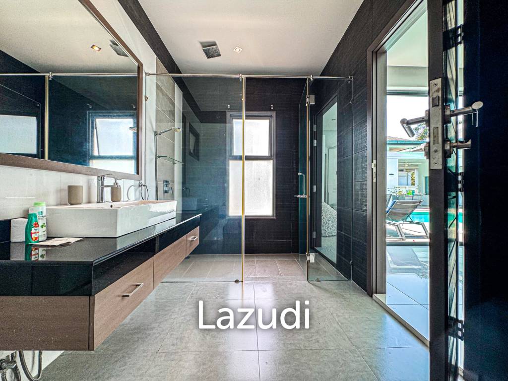 Modern Luxury Villa in Rawai Phuket for Sale