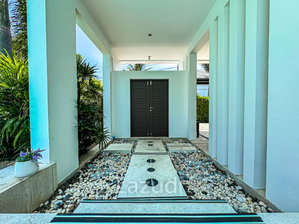 Modern Luxury Villa in Rawai Phuket for Sale