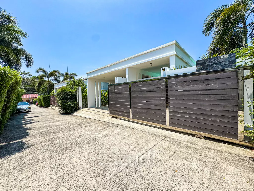 Modern Luxury Villa in Rawai Phuket for Sale
