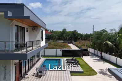 Luxurious Modern Villa in Sai Thai with Pool