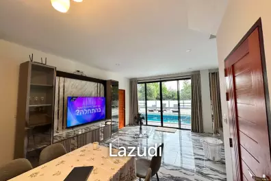 Stunning 5 bedroom Pool Villa in Sai Thai.