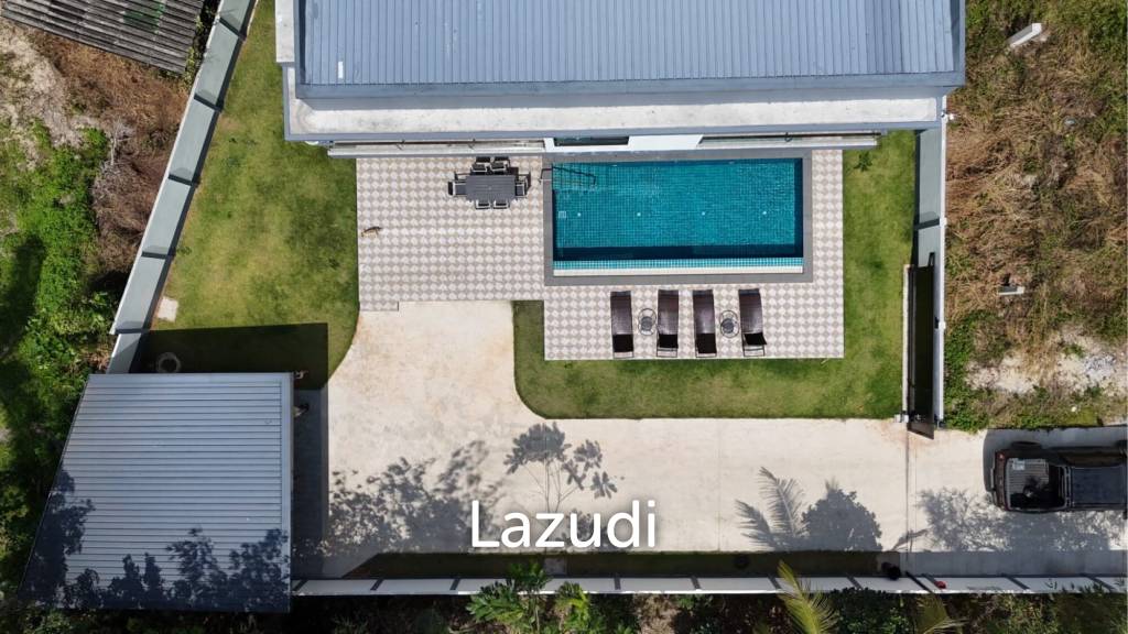 Stunning 5 bedroom Pool Villa in Sai Thai.