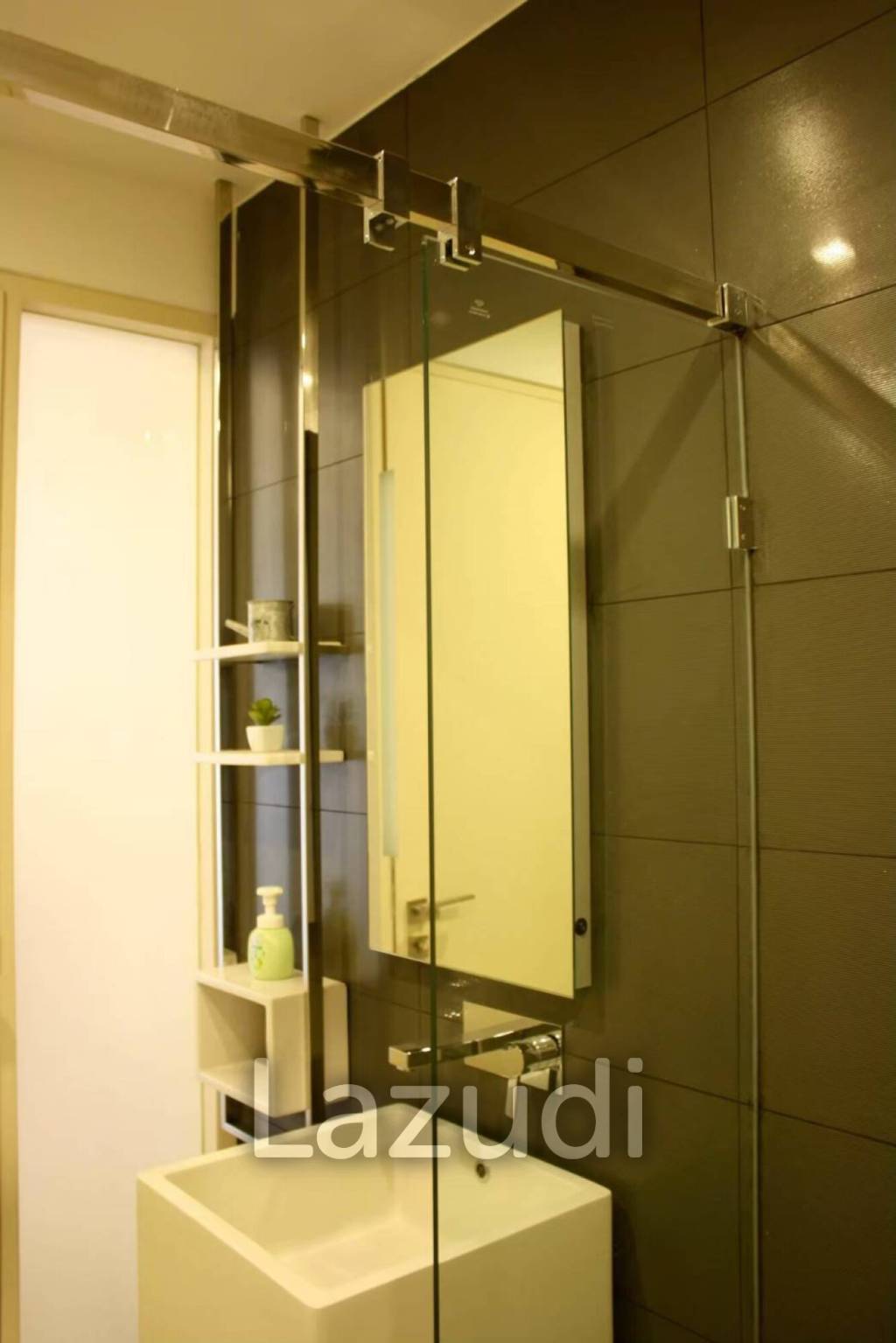 2 Bed 2 Bath 89 SQ.M. The Room BTS Wongwianyai