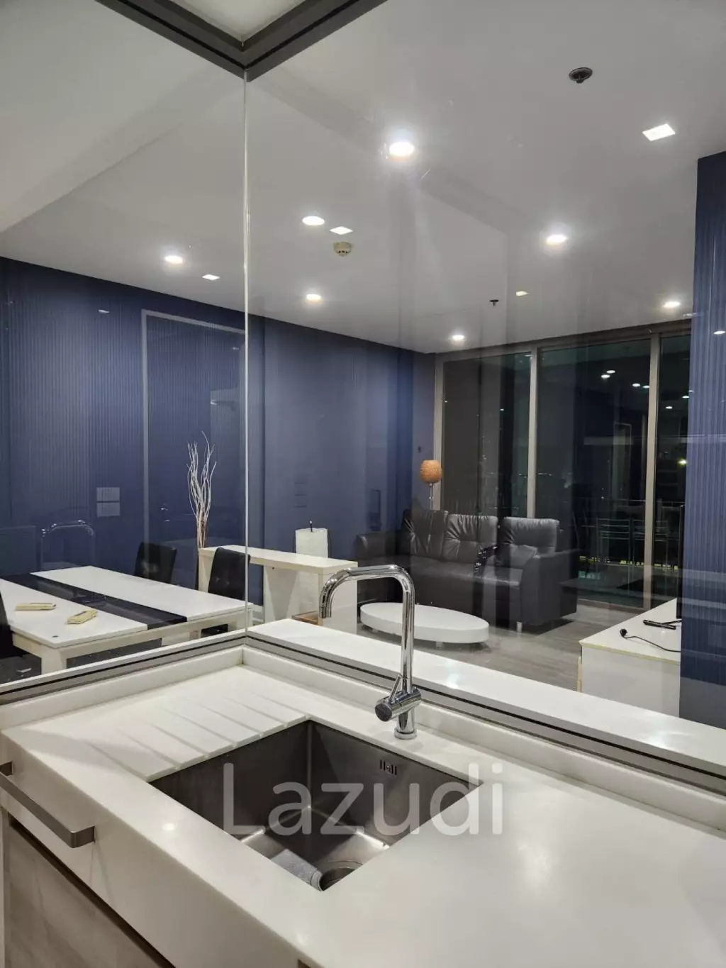 2 Bed 2 Bath 89 SQ.M. The Room BTS Wongwianyai