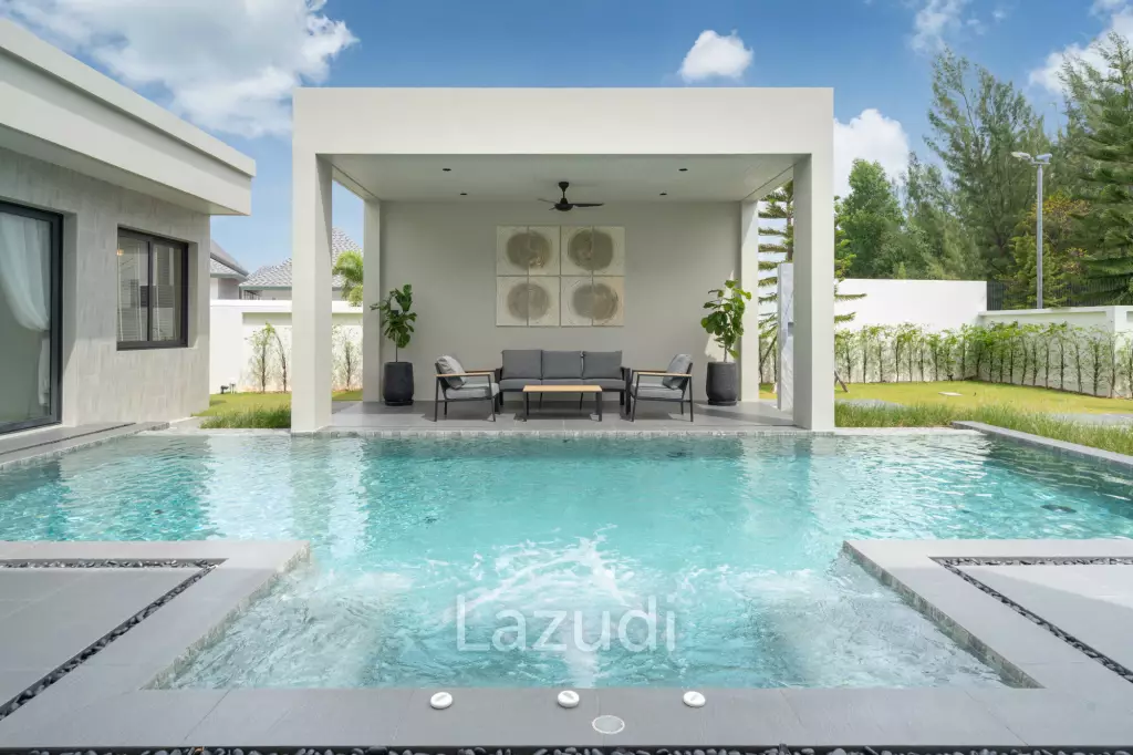 Family-Friendly Luxury 4 bed Pool Villa in Phuket