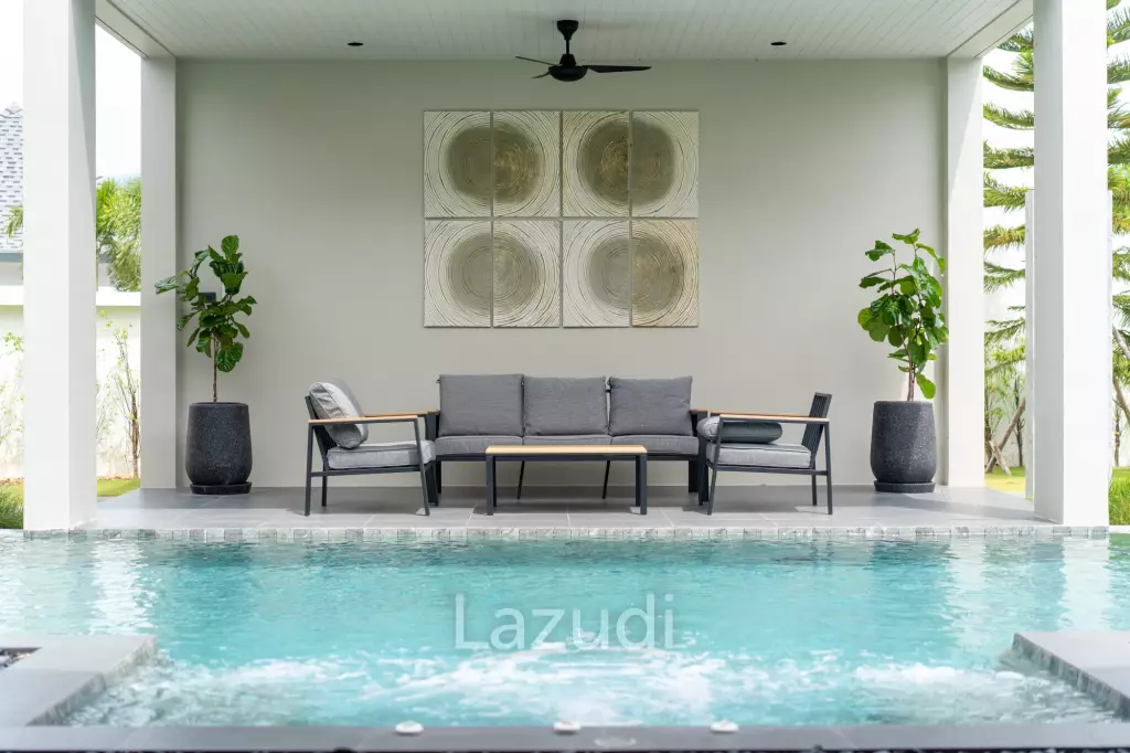 Family-Friendly Luxury 4 bed Pool Villa in Phuket