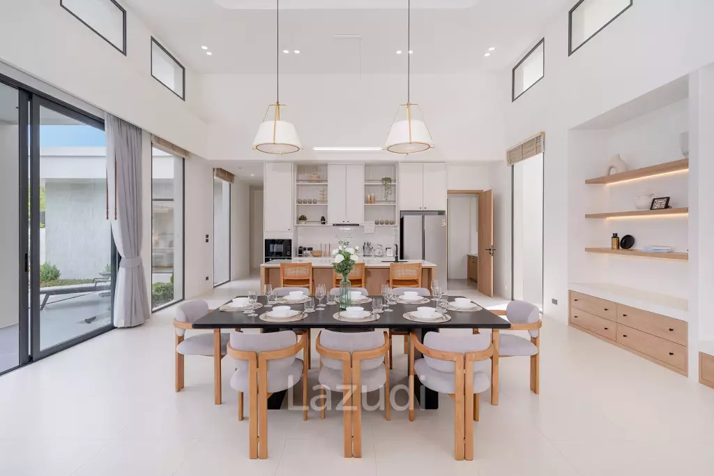 Family-Friendly Luxury 4 bed Pool Villa in Phuket